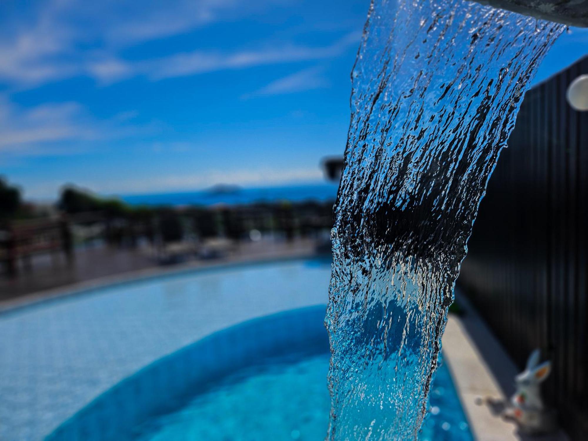 Bella Vista Ocean View Hotel Búzios Екстериор снимка A shower at a swimming pool